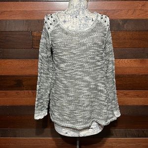 Signature I Studio Scoop Neck Long Sleeve Black and White Heathered Sweater